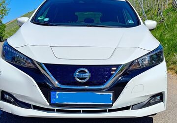 Nissan Leaf 103.000 km 9.500 &euro; Stuttgart 70184