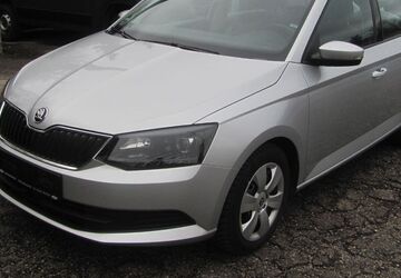 Skoda Fabia 89.300 km 5.990 &euro; Kirchheim unter Teck 73230