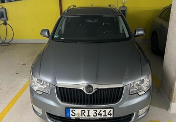 Skoda Superb 198.400 km 7.685 &euro; Stuttgart 70176