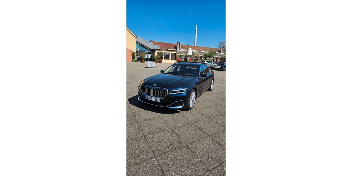 BMW 740 83.000 km 44.900 &euro; Stuttgart 70376