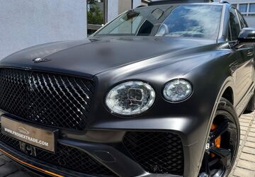 Bentley Bentayga 5.000 km 279.650 &euro; Fellbach 70736