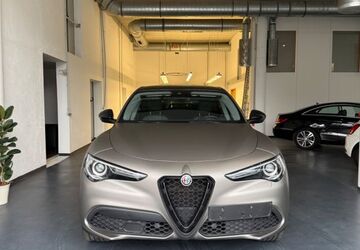 Alfa Romeo Stelvio 75.700 km 26.590 &euro; Böblingen 71034