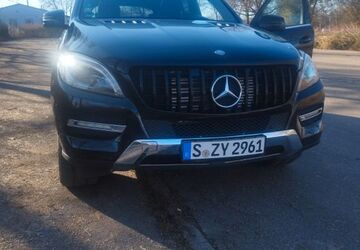 Mercedes-Benz ML 350 290.070 km 13.000 &euro; Stuttgart 70437
