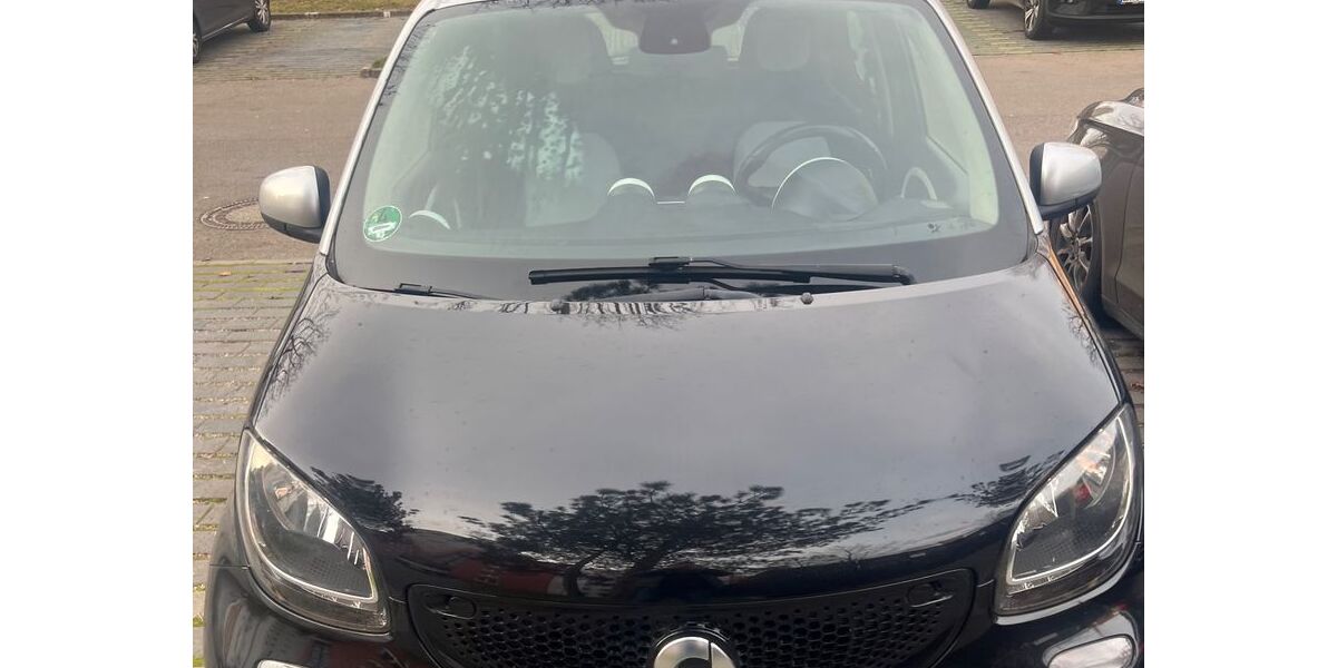 Smart ForFour 142.500 km 5.659 &euro; Stuttgart 70378