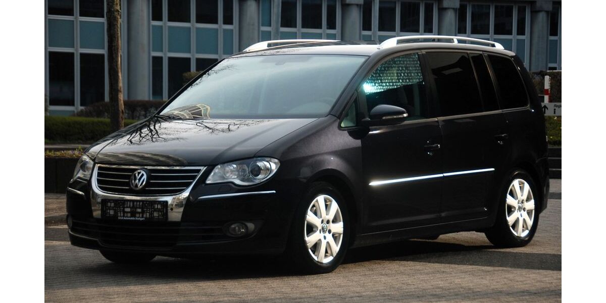 VW Touran 254.000 km 4.990 &euro; Stuttgart 70567