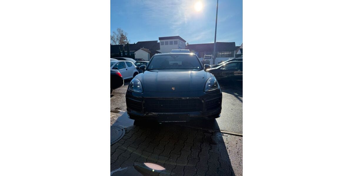 Porsche Cayenne 28.800 km 88.600 &euro; Asperg 71679