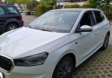 Skoda Fabia 16.380 km 19.900 &euro; Stuttgart 70569
