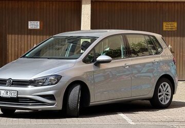 VW Golf Sportsvan 33.280 km 16.000 &euro; Stuttgart 70178