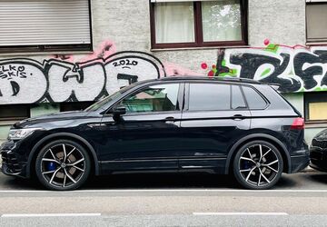 VW Tiguan 59.900 km 44.900 &euro; Stuttgart 70199