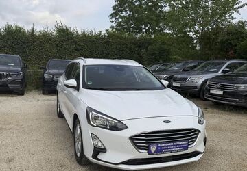 Ford Focus 100.000 km 9.989 &euro; Stuttgart 70567