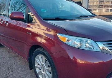 Toyota Sienna 180.513 km 16.999 &euro; Fellbach 70736