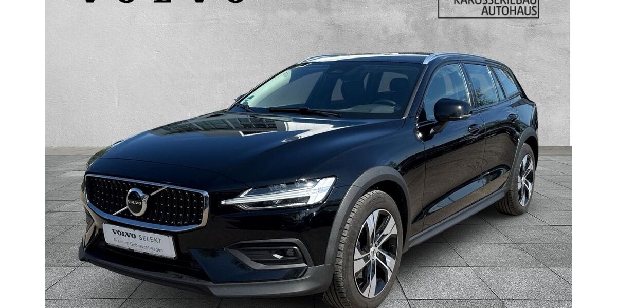 Volvo V60 98.378 km 32.900 &euro; Tübingen 72072