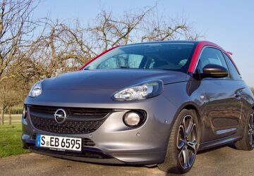 Opel Adam 90.000 km 9.990 &euro; Schlierbach 73278