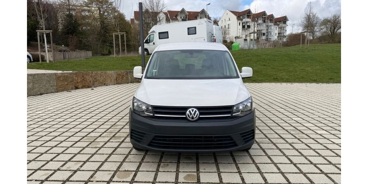 VW Caddy Maxi 104.000 km 16.000 &euro; Ditzingen 71254