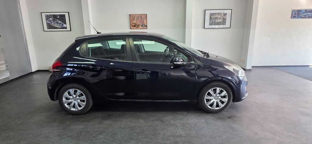 Peugeot 208 58.000 km 7.990 &euro; Asperg/Ludwigsburg bei Stuttgart 71679