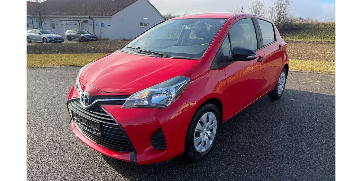Toyota Yaris 150.000 km 5.990 &euro; Holzgerlingen 71088