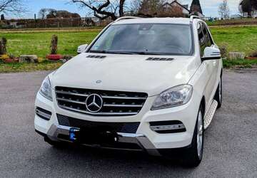 Mercedes-Benz ML 250 185.000 km 16.900 &euro; Ludwigsburg, Stadt 71640
