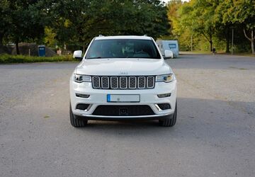 Jeep Grand Cherokee 82.000 km 29.900 &euro; Esslingen am Neckar 73728