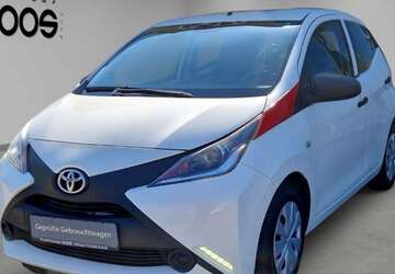 Toyota Aygo 89.279 km 8.990 &euro; Nürtingen 72622