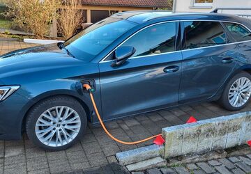 Seat Leon 78.000 km 21.499 &euro; Weinstadt 71384