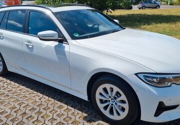 BMW 330 90.000 km 21.900 &euro; Stuttgart 70374