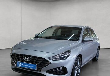 Hyundai i30 72.894 km 15.490 &euro; Stuttgart 70190