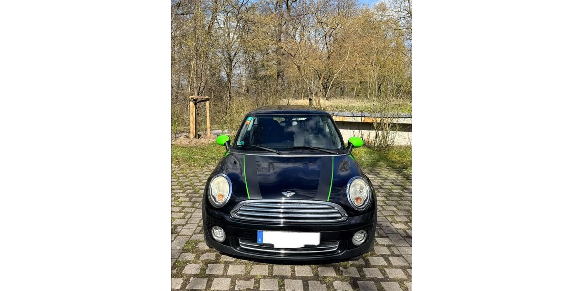Mini ONE 87.042 km 4.500 &euro; Stuttgart 70195