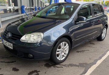 VW Golf 180.000 km 2.750 &euro; Stuttgart 70565
