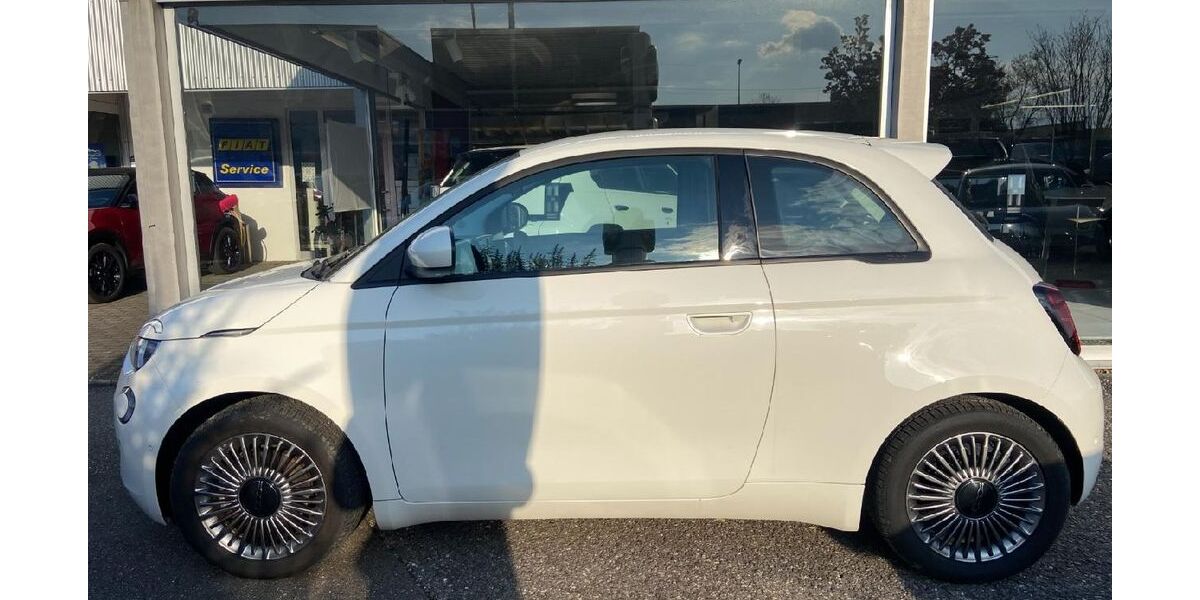 Fiat 500e 10.400 km 19.490 &euro; Asperg 71679