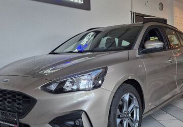 Ford Focus 30.000 km 14.390 &euro; Backnang 71522