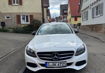 Mercedes-Benz C 180 215.000 km 9.500 &euro; Stuttgart 70599