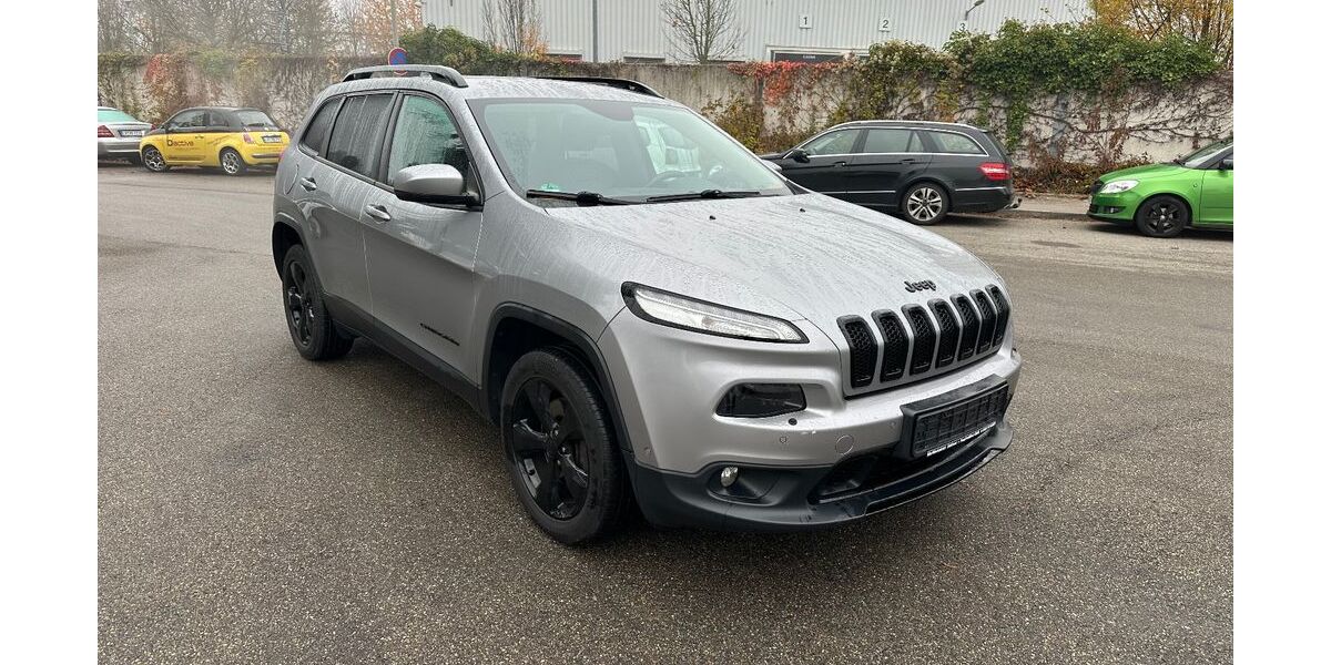 Jeep Cherokee 150.000 km 12.500 &euro; Möglingen/Ludwigsburg 71696