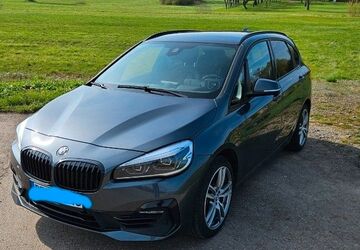 BMW 218 Active Tourer 82.000 km 16.399 &euro; Illingen 75428