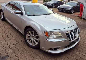 Lancia Thema 148.300 km 13.950 &euro; Stuttgart 70435