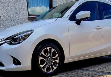 Mazda 2 43.700 km 12.300 &euro; Filderstadt 70794