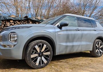 Mitsubishi Outlander 9.250 km 43.950 &euro; Oberboihingen 72644