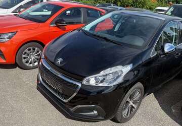 Peugeot 208 35.400 km 12.499 &euro; Sindelfingen 71065