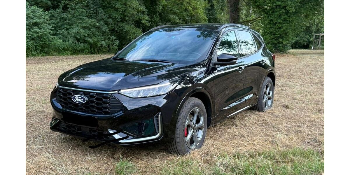 Ford Kuga 10.500 km 22.999 &euro; Altensteig - wart 72213