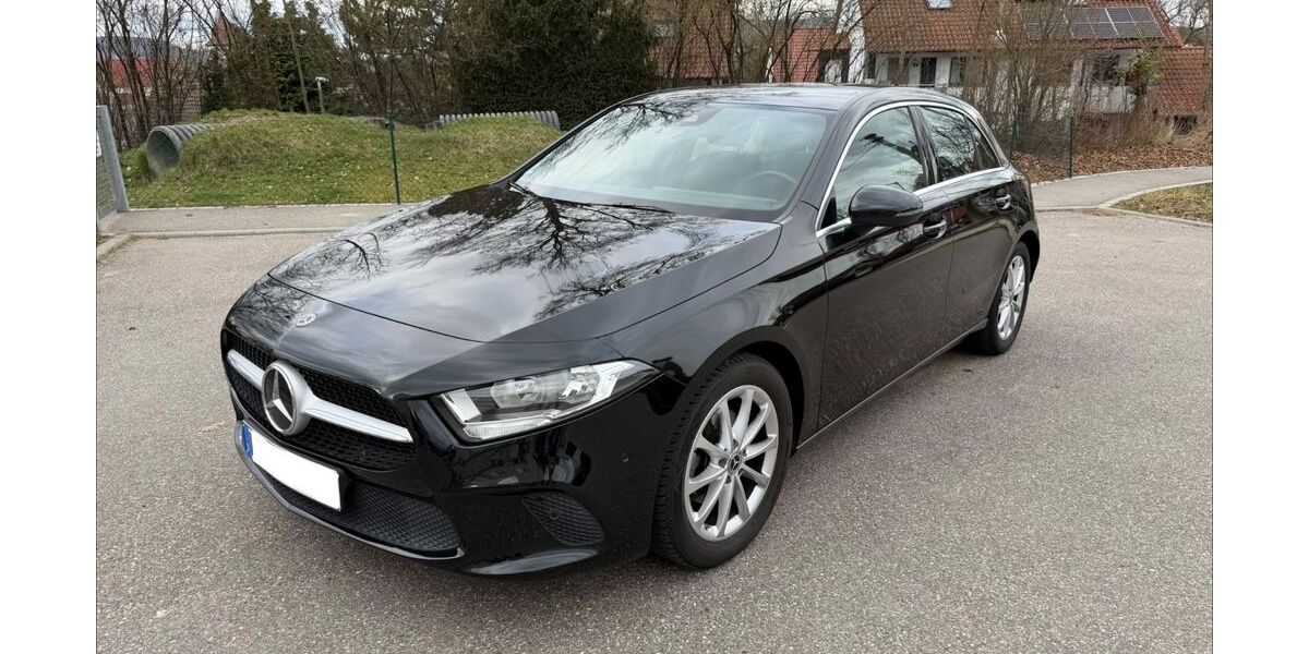 Mercedes-Benz A 180 39.344 km 21.999 &euro; Sersheim 74372