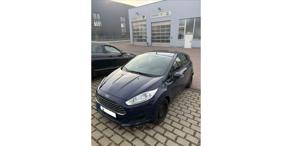 Ford Fiesta 35.000 km 8.000 &euro; Ebersbach 73061