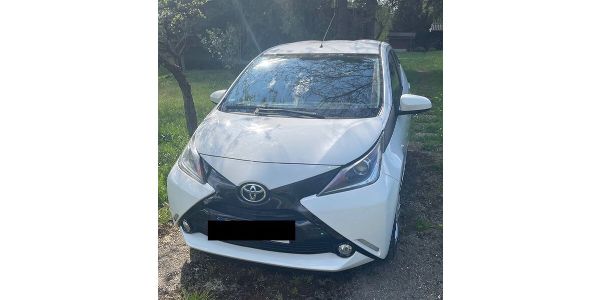 Toyota Aygo (X) 81.000 km 6.800 &euro; Wurmberg 75449