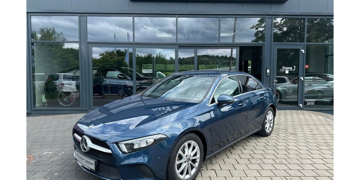 Mercedes-Benz A 180 66.800 km 23.990 &euro; TÜBINGEN 72072