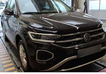 VW T-Roc 26.936 km 25.230 &euro; Stuttgart/Vaihingen 70563