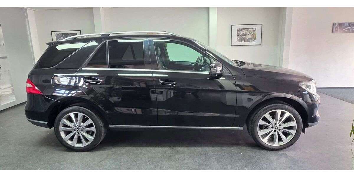 Mercedes-Benz ML 350 130.000 km 22.900 &euro; Asperg 71679