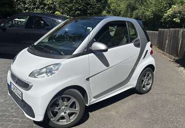 Smart forTwo 91.750 km 5.900 &euro; Stuttgart, Landeshauptstadt 70188
