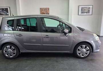 Renault Modus 134.000 km 2.990 &euro; Asperg 71679