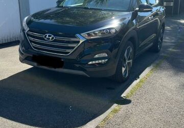 Hyundai TUCSON 105.000 km 15.900 &euro; Stuttgart-Degerloch 70597