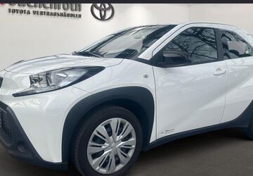 Toyota Aygo (X) 32.600 km 15.990 &euro; Ludwigsburg 71636