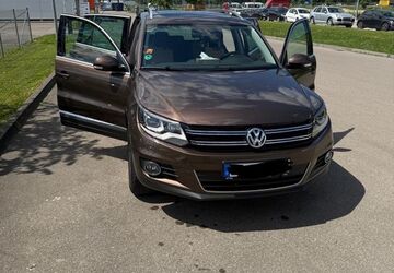 VW Tiguan 87.000 km 14.000 &euro; Esslingen 73734