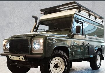 Land Rover Defender 238.100 km 39.900 &euro; Asperg 71679